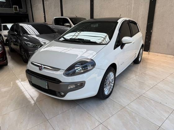 FIAT PUNTO 1.6 ESSENCE 16V FLEX 4P MANUAL